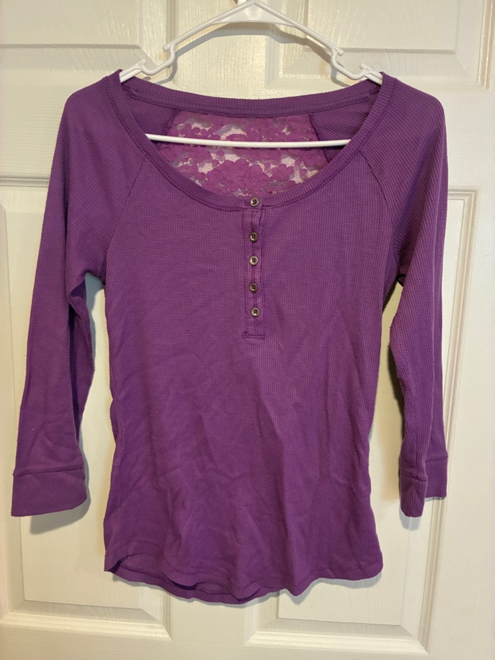Purple Lace-Back 3/4 Sleeve Henley Top